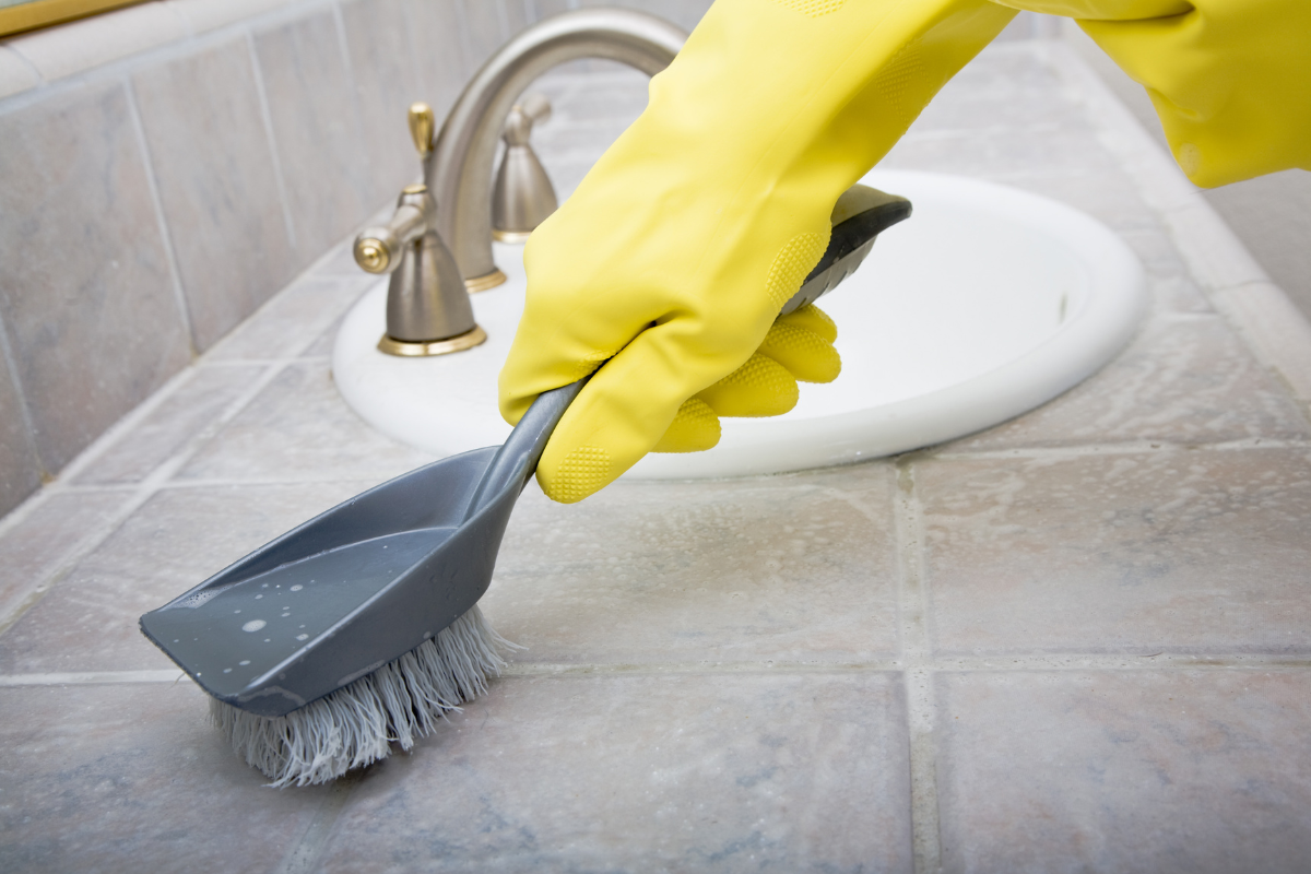 5-Bathroom Cleaning - Image 5